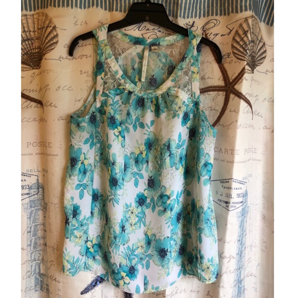 Lauren Conrad tank top